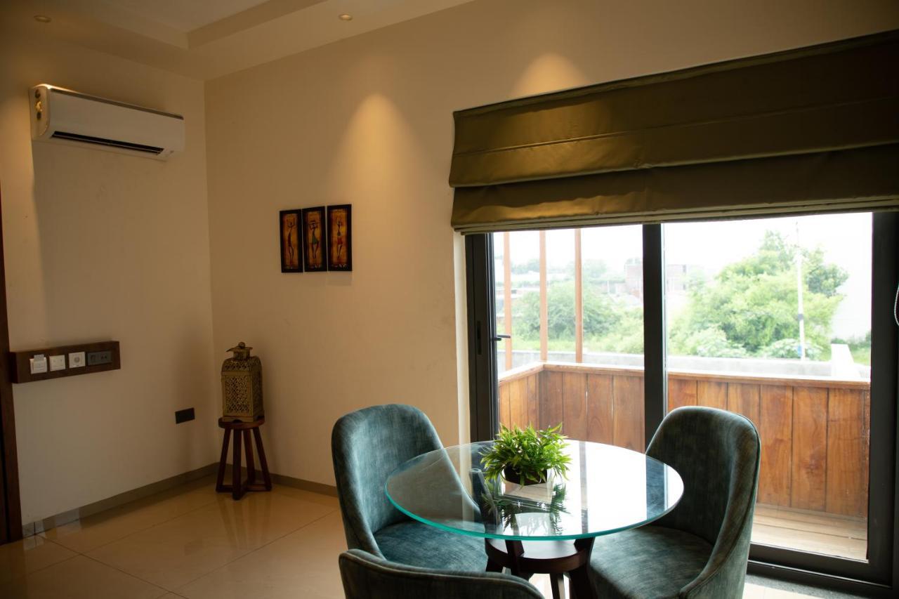 Palm Villas Amritsar Buitenkant foto