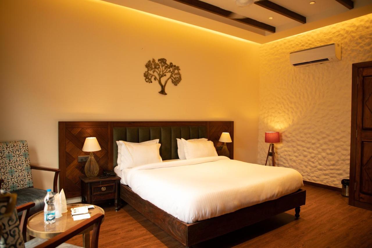 Palm Villas Amritsar Buitenkant foto