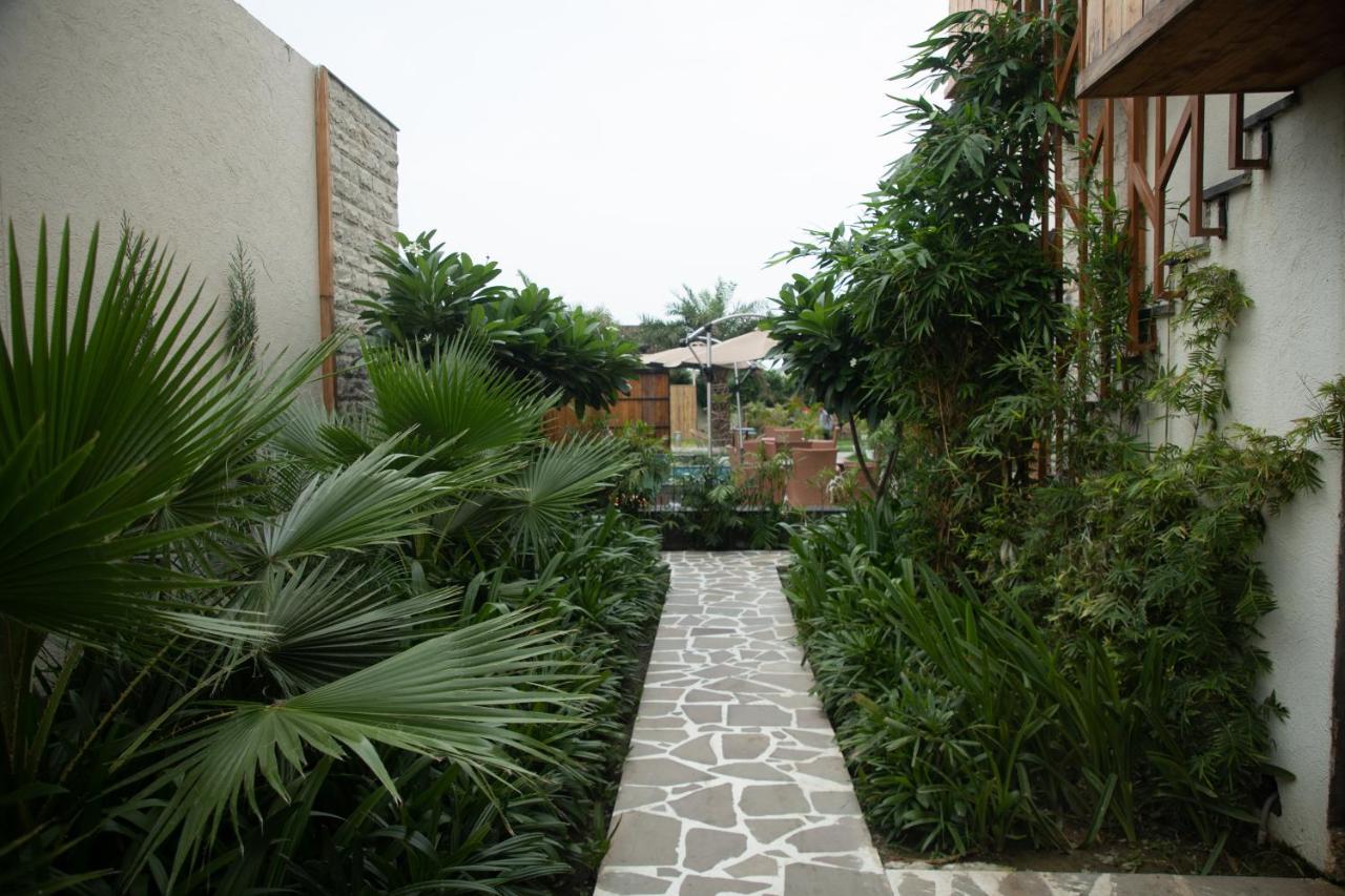 Palm Villas Amritsar Buitenkant foto