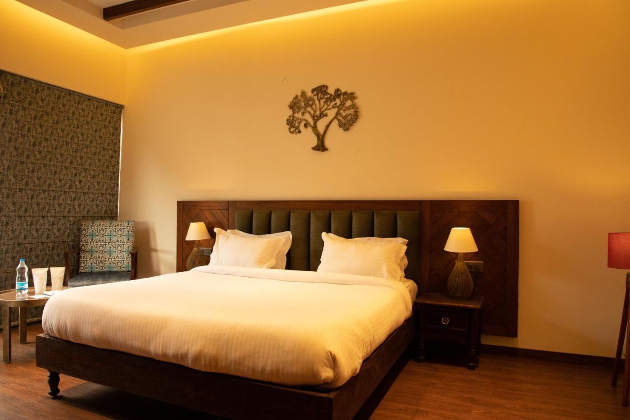 Palm Villas Amritsar Buitenkant foto